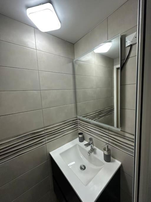 Le Luron Apartment Lure  Luaran gambar